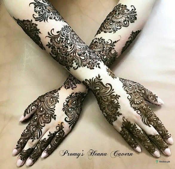 Mehndi artist Eman hina expert